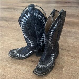 Circle G Black and Gray Ankle Boots